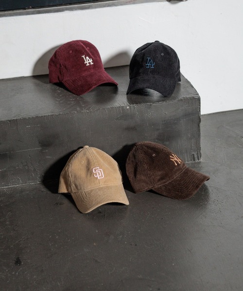 NEW ERA(ニューエラ)の「【HEREIAM】NEW ERA(ニューエラ)/MLB 920 コーデュロイキャップ(キャップ・レディース・キャメル/ブラック/ダークブラウン/ボルドー・MEDIUM)」の17枚目の写真