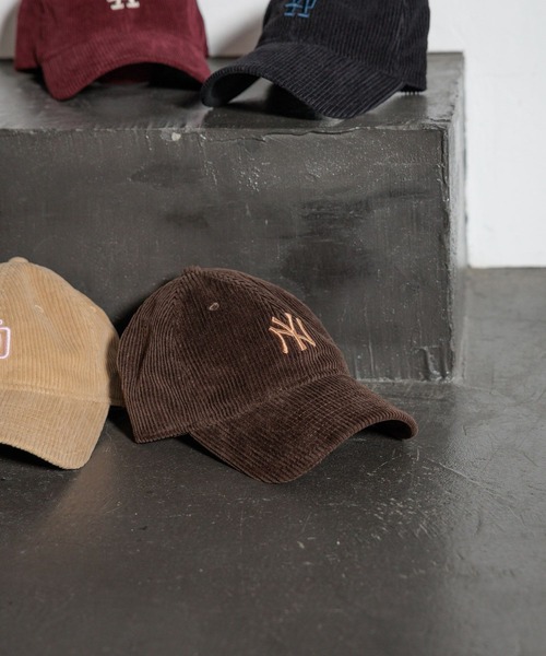 NEW ERA(ニューエラ)の「【HEREIAM】NEW ERA(ニューエラ)/MLB 920 コーデュロイキャップ(キャップ・レディース・キャメル/ブラック/ダークブラウン/ボルドー・MEDIUM)」の21枚目の写真