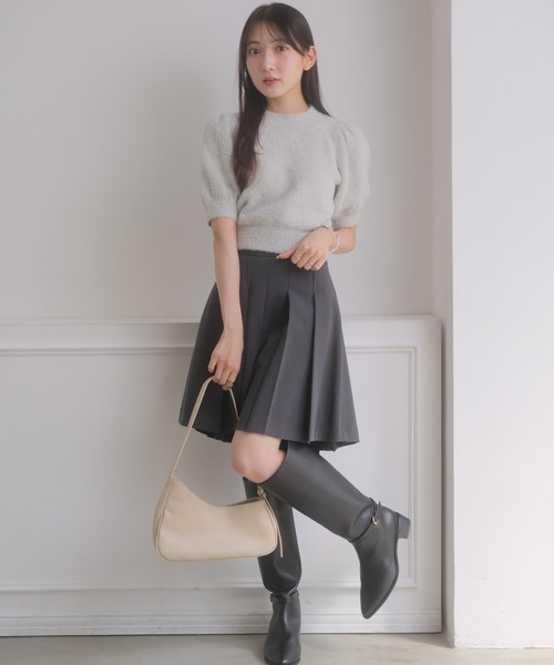 NOELA(ノエラ)の「プリーツショートパンツ(その他パンツ・レディース・ブラウン/グレー・M/S)」の3枚目の写真