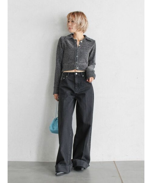 Ungrid（アングリッド）の「センタープレスロールアップデニム（デニムパンツ・レディース・インディゴブルー/ブラック・26inch/25inch/24inch）」の16枚目の写真