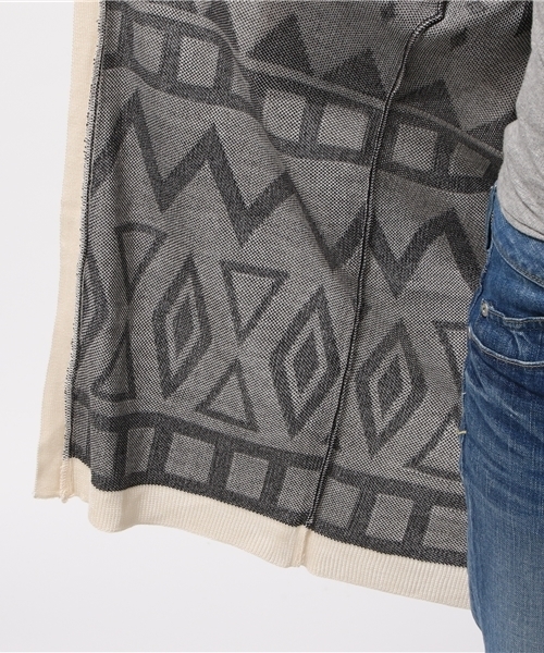 VENCEEXCHANGE（ヴァンスエクスチェンジ）の「オルテガジャガードトッパー（カーディガン/ボレロ・レディース・ブラック/ベージュ・MEDIUM）」の4枚目の写真
