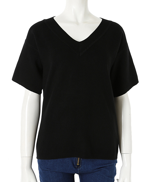 fifth（フィフス）の「Vネック半袖トップス（Tシャツ/カットソー・レディース・グレー/ピンク/ホワイト/ブラック/テラコッタ/チャコールグレー/ネイビー/ベージュ/カーキ/ライトベージュ・MEDIUM/SMALL）」の19枚目の写真