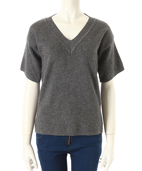 fifth（フィフス）の「Vネック半袖トップス（Tシャツ/カットソー・レディース・グレー/ピンク/ホワイト/ブラック/テラコッタ/チャコールグレー/ネイビー/ベージュ/カーキ/ライトベージュ・MEDIUM/SMALL）」の18枚目の写真