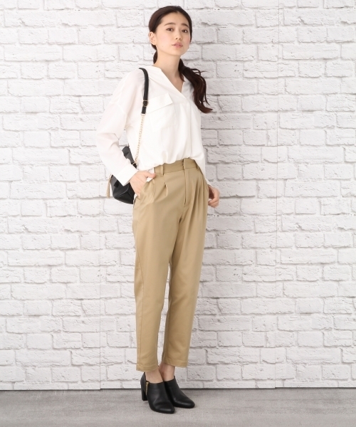 LEPSIM(レプシィム)の「コットンモダールポリウレタントラウザーパンツ 725471(その他パンツ・レディース・ベージュ/ライトグレー/ブラック/カーキ・SMALL/LARGE/MEDIUM)」の13枚目の写真