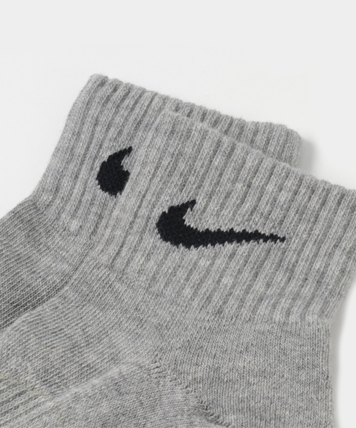 NIKE（ナイキ）の「WEGO/NIKE 3Pソックス（ソックス/靴下・レディース・ホワイト/ブラック/その他・MEDIUM）」の4枚目の写真