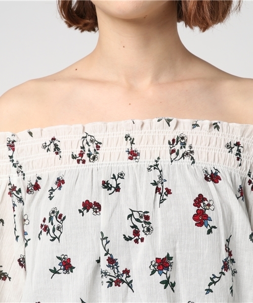 WEGO(ウィゴー)の「WEGO/フレアオフショルブラウス(シャツ/ブラウス・レディース・レッド/ホワイト/その他1/その他2/その他3/その他4・LARGE/MEDIUM)」の7枚目の写真