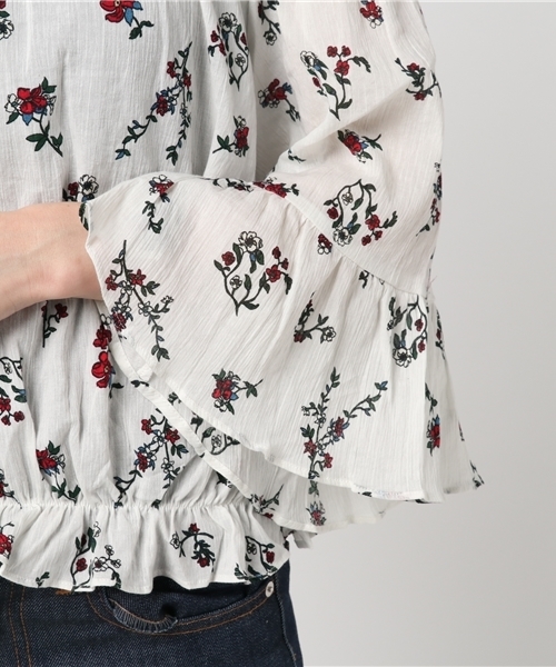 WEGO(ウィゴー)の「WEGO/フレアオフショルブラウス(シャツ/ブラウス・レディース・レッド/ホワイト/その他1/その他2/その他3/その他4・LARGE/MEDIUM)」の8枚目の写真