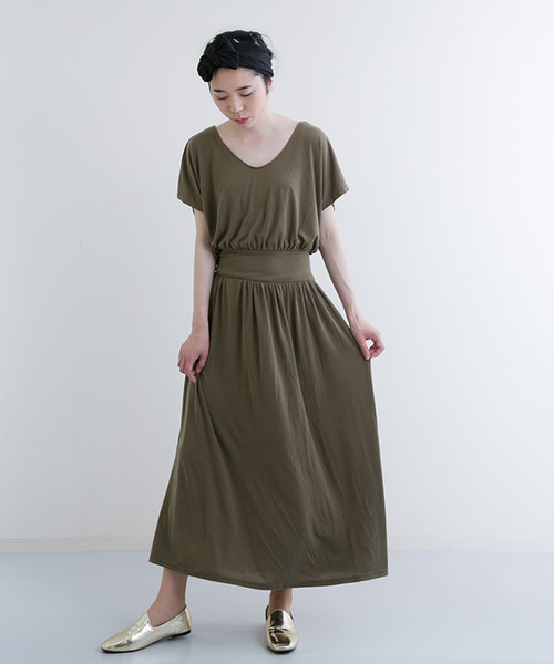 MERLOT（メルロー）の「ウエストマークドレープワンピース1069（ワンピース・レディース・モカ/レッド/カーキ/ブラック・FREE）」の4枚目の写真