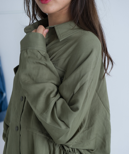ROGER AND RAW(ロジャーアンドロウ)の「Roger&Raw / スピンドルBIGシャツ(シャツ/ブラウス・レディース・カーキ/ブラック/ホワイト・M)」の13枚目の写真