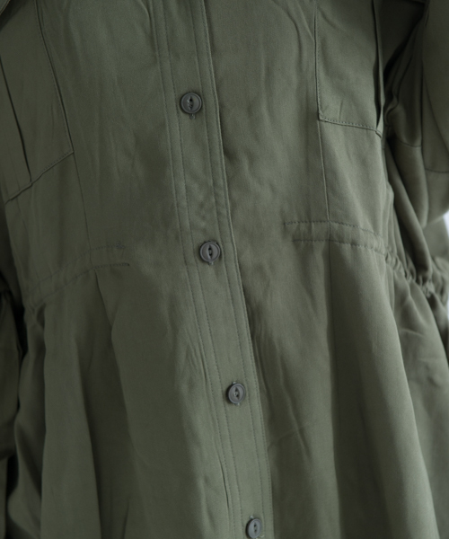 ROGER AND RAW(ロジャーアンドロウ)の「Roger&Raw / スピンドルBIGシャツ(シャツ/ブラウス・レディース・カーキ/ブラック/ホワイト・M)」の12枚目の写真