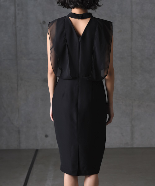 amorous insense（アモラスインセンス）の「シフォン×ジョーゼットシースルーＶネックワンピース（ドレス・レディース・ブラック・MEDIUM）」の8枚目の写真