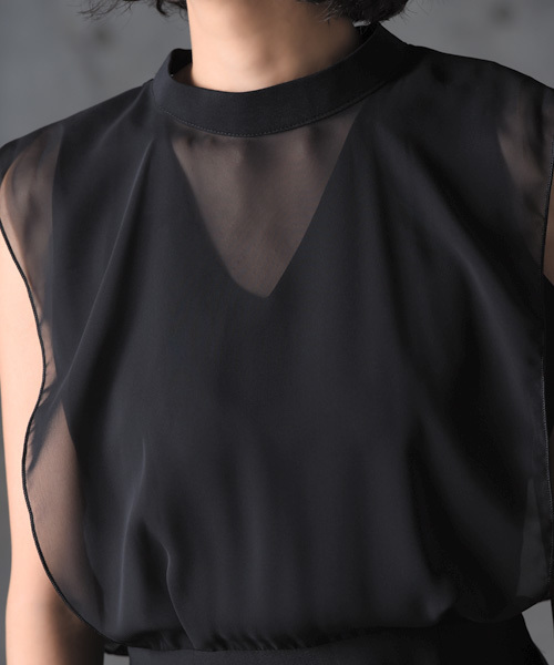 amorous insense（アモラスインセンス）の「シフォン×ジョーゼットシースルーＶネックワンピース（ドレス・レディース・ブラック・MEDIUM）」の9枚目の写真