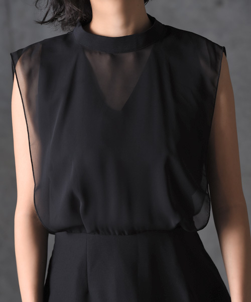 amorous insense（アモラスインセンス）の「シフォン×ジョーゼットシースルーＶネックワンピース（ドレス・レディース・ブラック・MEDIUM）」の11枚目の写真