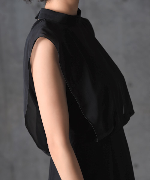 amorous insense（アモラスインセンス）の「シフォン×ジョーゼットシースルーＶネックワンピース（ドレス・レディース・ブラック・MEDIUM）」の12枚目の写真