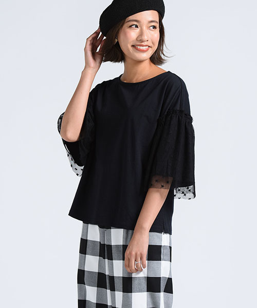 LIPSTAR（リップスター）の「星チュール使いフレアカットソー（Tシャツ/カットソー・レディース・オフホワイト/ブラック/レッド・M）」の3枚目の写真