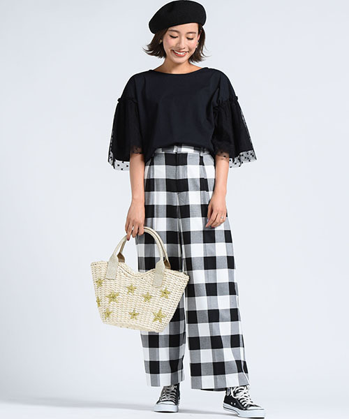 LIPSTAR（リップスター）の「星チュール使いフレアカットソー（Tシャツ/カットソー・レディース・オフホワイト/ブラック/レッド・M）」の5枚目の写真