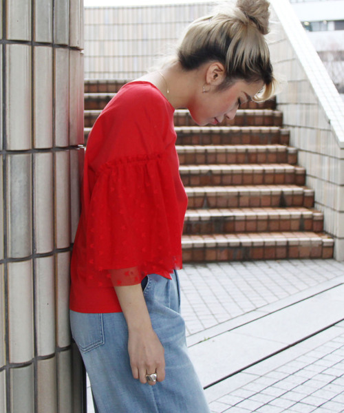 LIPSTAR（リップスター）の「星チュール使いフレアカットソー（Tシャツ/カットソー・レディース・オフホワイト/ブラック/レッド・M）」の16枚目の写真