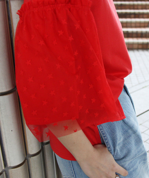 LIPSTAR（リップスター）の「星チュール使いフレアカットソー（Tシャツ/カットソー・レディース・オフホワイト/ブラック/レッド・M）」の17枚目の写真