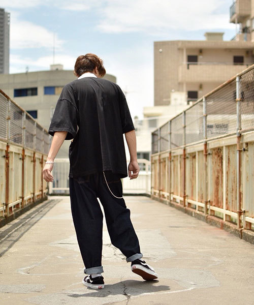 kutir（クティール）の「denim balloon AW / デニムバルーンパンツ　ワイドテーパードパンツ（デニムパンツ・メンズ・ブラック/サックスブルー/インディゴブルー・SMALL/MEDIUM/LARGE）」の19枚目の写真