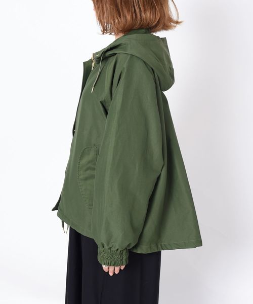 liflattie ships（リフラティ シップス）の「liflattie ships:フードジップブルゾン◇（ブルゾン・レディース・ブラック/ベージュ/グリーン・SMALL/MEDIUM）」の9枚目の写真