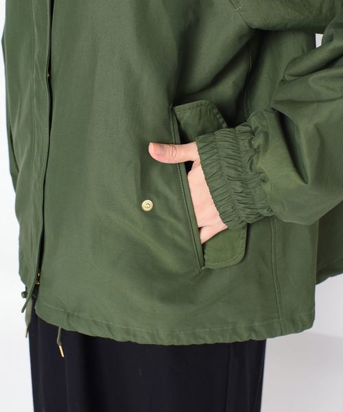 liflattie ships（リフラティ シップス）の「liflattie ships:フードジップブルゾン◇（ブルゾン・レディース・ブラック/ベージュ/グリーン・SMALL/MEDIUM）」の13枚目の写真