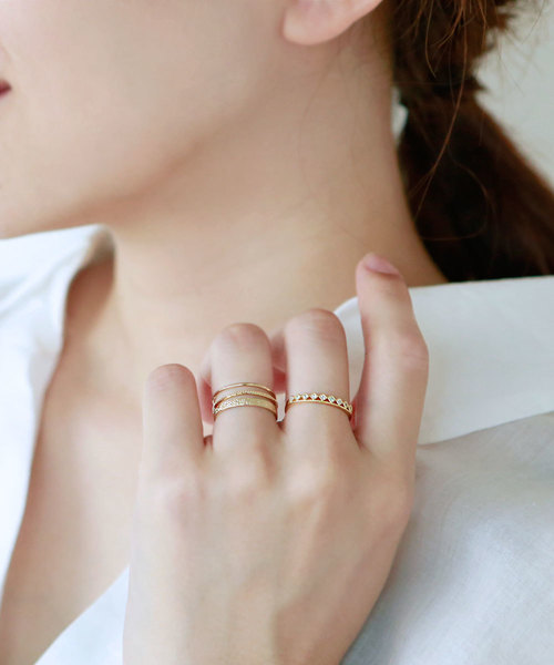 colleca la（コレカラ）の「MIX素材のセットリング（リング・レディース・シルバー/ゴールド・FREE）」の2枚目の写真