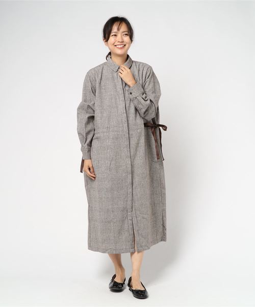 Doux archives Hamac（ドゥアルシーヴ アマーク）の「グレンチェックワンピース（ワンピース・レディース・チャコールグレー/ブラウン・MEDIUM）」の8枚目の写真