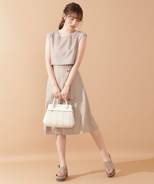 JILL by JILL STUART（ジルバイジルスチュアート）の「カラーラインチェック（ワンピース・レディース・ブラック/ブラウン・SMALL/MEDIUM）」の22枚目の写真