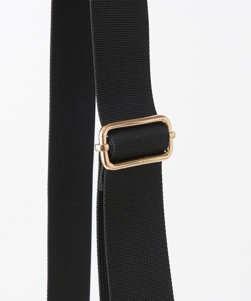 natural couture（ナチュラルクチュール）の「2WAYスクエアショルダー（ショルダーバッグ・レディース・ベージュ/オフホワイト/ブラック・FREE）」の16枚目の写真