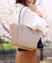 [Mia Borsa]牛床革レザーハンドバッグ
