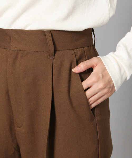 LOWRYS FARM（ローリーズファーム）の「ＴＲサイドスリットパンツ２　858638（その他パンツ・レディース・ブラウン/レッド・MEDIUM/LARGE）」の5枚目の写真