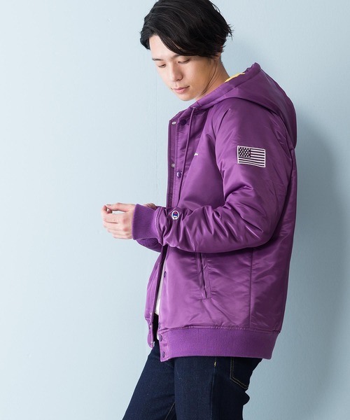 Champion(チャンピオン)の「【CHAMPION/チャンピオン】フーデッドブルゾン C3-Q605 保温性 『Thermo Lite』 フード中綿ジャケット 星条旗(ブルゾン・メンズ・ブラック/パープル/ベージュ・MEDIUM/X-LARGE/LARGE)」の17枚目の写真