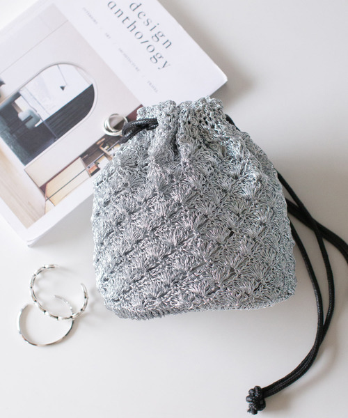 rectangle（レクタングル）の「メタリック巾着バッグ（ハンドバッグ・レディース・シルバー/ブラック・FREE）」の2枚目の写真