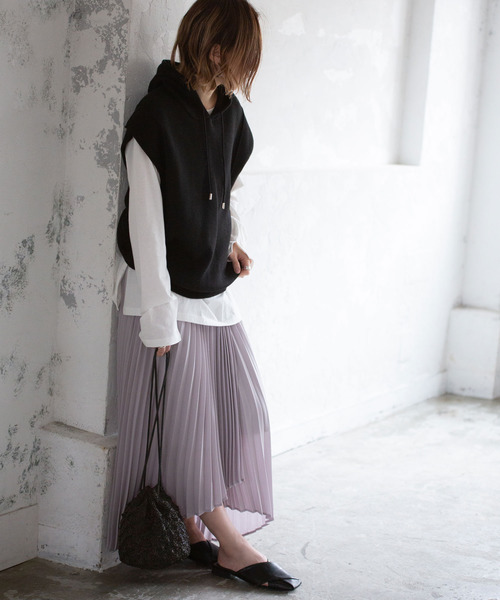 rectangle（レクタングル）の「メタリック巾着バッグ（ハンドバッグ・レディース・シルバー/ブラック・FREE）」の4枚目の写真