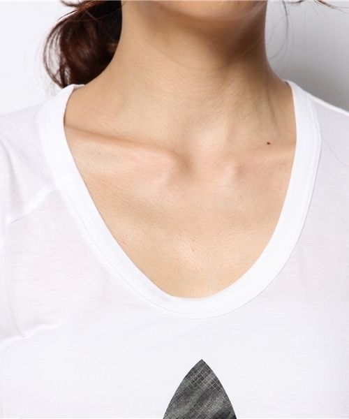 adidas Originals（アディダスオリジナルス）の「アディダス トレフォイル Tシャツ W TREFOIL TEE M64474（Tシャツ/カットソー・レディース・ホワイト・SMALL/MEDIUM）」の5枚目の写真