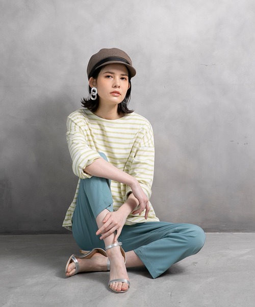 210nouve(トゥージュヌーブ)の「オーバーサイズボーダーロングスリーブTシャツ(Tシャツ/カットソー・レディース・ベージュ/ネイビー/サックスブルー/ミント/ホワイト×ブラック/パープル/ブラウン/グリーン・FREE)」の11枚目の写真