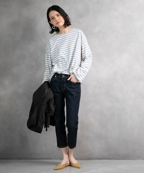 210nouve(トゥージュヌーブ)の「オーバーサイズボーダーロングスリーブTシャツ(Tシャツ/カットソー・レディース・ベージュ/ネイビー/サックスブルー/ミント/ホワイト×ブラック/パープル/ブラウン/グリーン・FREE)」の16枚目の写真