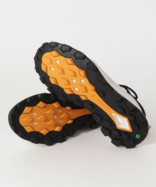 Timberland(ティンバーランド)の「メンズ ブルックリン シティ ウォータープルーフ スニーカー - ホワイト(スニーカー・メンズ・ホワイト・25.5cm/26.5cm/27.5cm/28.5cm/30.0cm/25.0cm/26.0cm/27.0cm/28.0cm/29.0cm)」の3枚目の写真