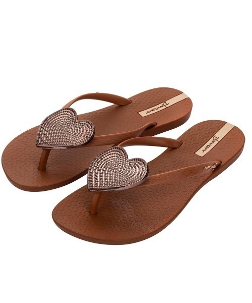 IPANEMA（イパネマ）の「IPANEMA/イパネマ レディース MAXI FASHION II/マキシファッション ２ ハート ビーチサンダル SP82120（サンダル・レディース・ブラック/グリーン系その他/ベージュ×ブラック/ピンク系その他/ブラック×シルバー/ブラウン/ブラウン系その他/ブラック×ゴールド・24.0cm/23.0cm/24.5cm/22.0cm）」の4枚目の写真