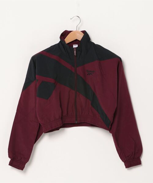 Reebok（リーボック）の「クラシックス ベクター クロップト トラック ジャケット / Classics Vector Cropped Track Jacket（ナイロンジャケット・レディース・マルーン/ブラック×ホワイト/アイボリー/ホワイト×ネイビー/ブラック系その他/ベージュ系その他・SMALL/MEDIUM/LARGE/X-LARGE）」の6枚目の写真