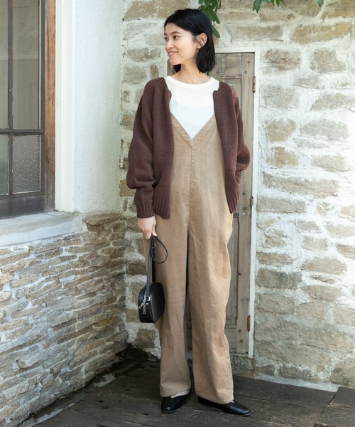 LAKOLE(ラコレ)の「コーデュロイナローストラップサロペット / LAKOLE(サロペット/オーバーオール・レディース・ベージュ/ブラック/アイボリー/ブルー・SMALL/MEDIUM)」の13枚目の写真