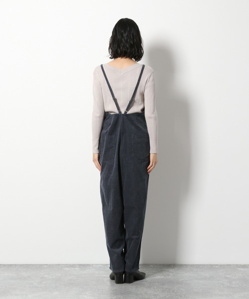 LAKOLE(ラコレ)の「コーデュロイナローストラップサロペット / LAKOLE(サロペット/オーバーオール・レディース・ベージュ/ブラック/アイボリー/ブルー・SMALL/MEDIUM)」の22枚目の写真