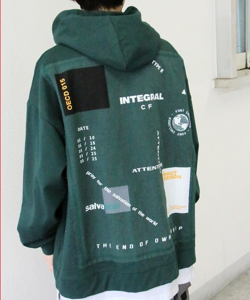 No トップス Need セール Need ノーニード のファッション フェイクレイヤードバックプリントスウェットパーカー パーカー パーカー Attention セール特価返品ok パーカー