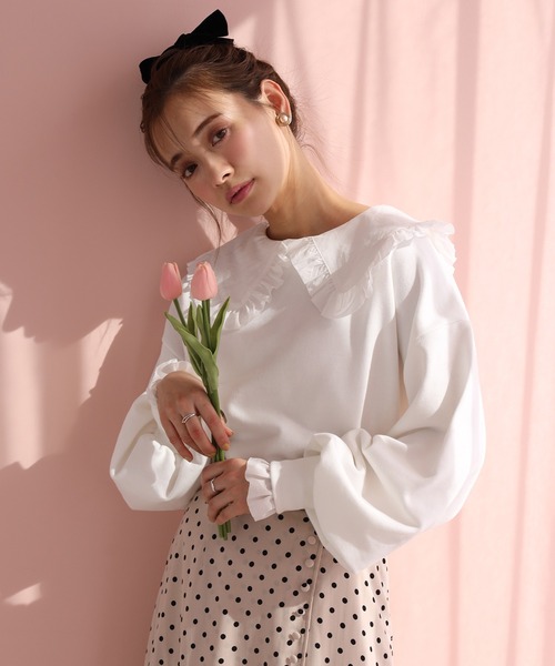 one after another NICE CLAUP（ワンアフターアナザーナイスクラップ）の「ビッグカラ―フリルプルオーバー（Tシャツ/カットソー・レディース・ブラック/オフホワイト/ミント・FREE）」の4枚目の写真