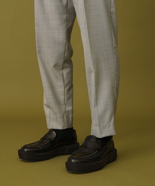markaware(マーカウェア)の「【MARKAWARE】PEGTOP EASY TROUSERS(スラックス・メンズ・グレー/ブルー・2/1)」の5枚目の写真