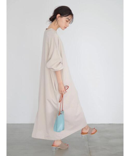 AMERICAN HOLIC(アメリカンホリック)の「オーバーサイズミニ裏毛ワンピース(ワンピース・レディース・チャコールグレー/ライトベージュ/ライトグレー/ミント・FREE)」の21枚目の写真