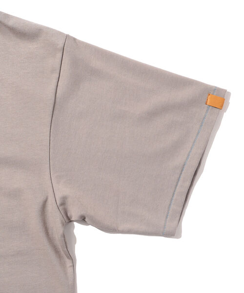 BEAMS LIGHTS（ビームスライツ）の「BEAMS LIGHTS / フラワーフォト プリント Tシャツ（Tシャツ/カットソー・メンズ・ホワイト/グレー/ブラウン系その他2/グレー系その他/ホワイト系その他2/オリーブ・SMALL/MEDIUM/LARGE）」の16枚目の写真