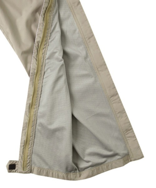 MAHAGRID（マハグリッド）の「【mahagrid】SIDELINE FULL ZIP WARM UP PANT / マハグリッド サイドライン フル ジップ ウォーム アップ パンツ（その他パンツ・メンズ・ネイビー/カーキ・MEDIUM/LARGE）」の11枚目の写真
