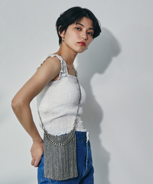 ECRIRE（エクリール）の「シャーリングキャミ（キャミソール・レディース・ブラック/ベージュ/オフホワイト/ブルー・フリー）」の6枚目の写真