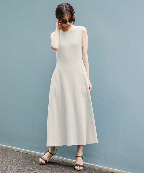 Emma Taylor(エマテイラー)の「ワッフルマーメイドノースリーブワンピース(サーマルロングカットソーワンピース)(ワンピース・レディース・アイボリー/ブラック/カーキ・36/38)」の9枚目の写真